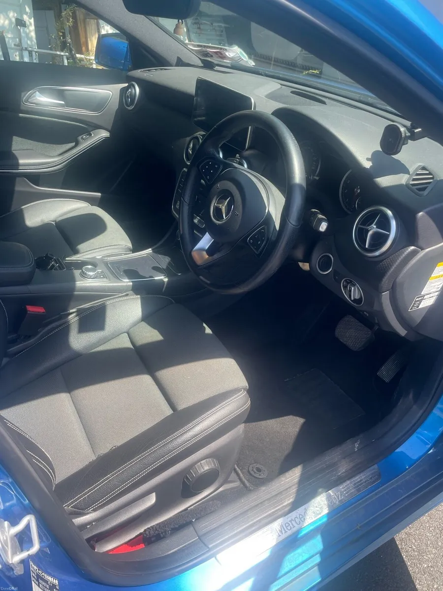Mercedes A180 - Image 2