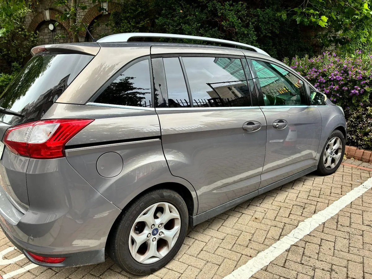 Ford Grand C-Max 2011 - Image 3