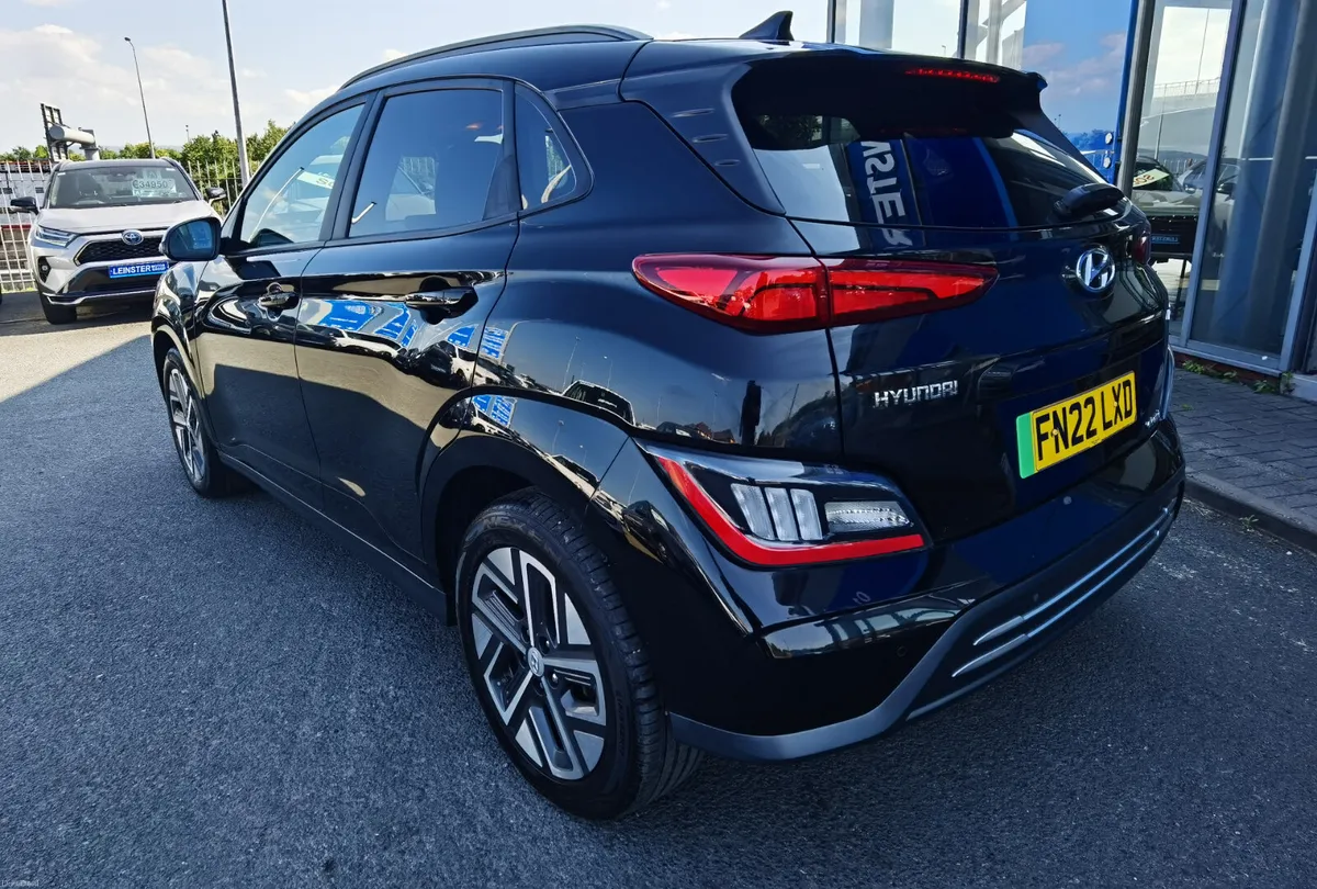 HYUNDAI KONA 64KWH PREMIUM **92.7% BATTERY HEALTH* - Image 6