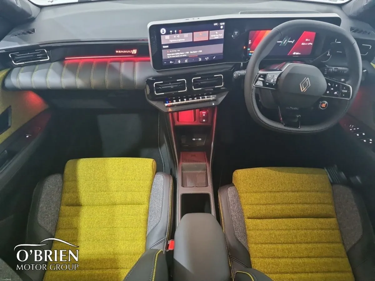 Renault 5 E-Tech Iconic  52kWh 150hp - Image 2