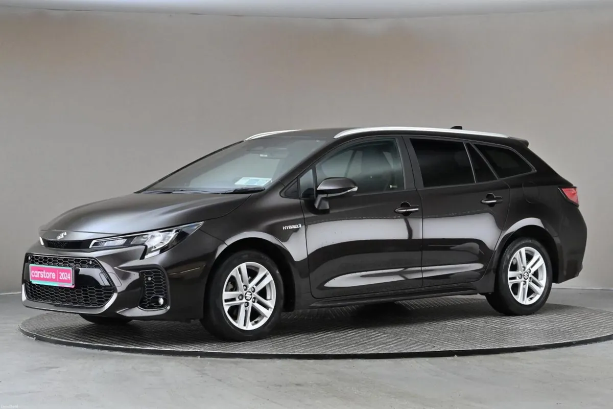 Suzuki Swace 1.8 HYBRID MOTION CVT - Image 4