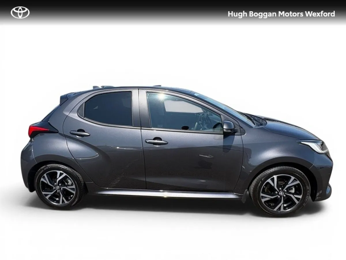 Toyota Yaris HYBRID SPORT - Image 3