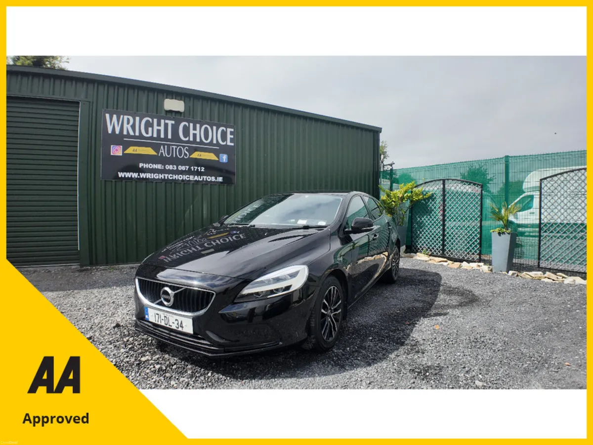 2017 Volvo V40 2.0L Manual - Image 1
