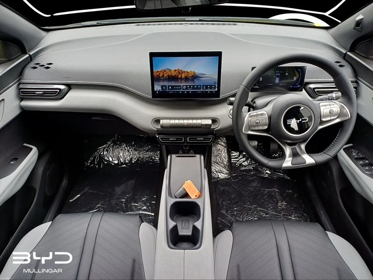 BYD DOLPHIN SURF Boost 43kWh - Image 2