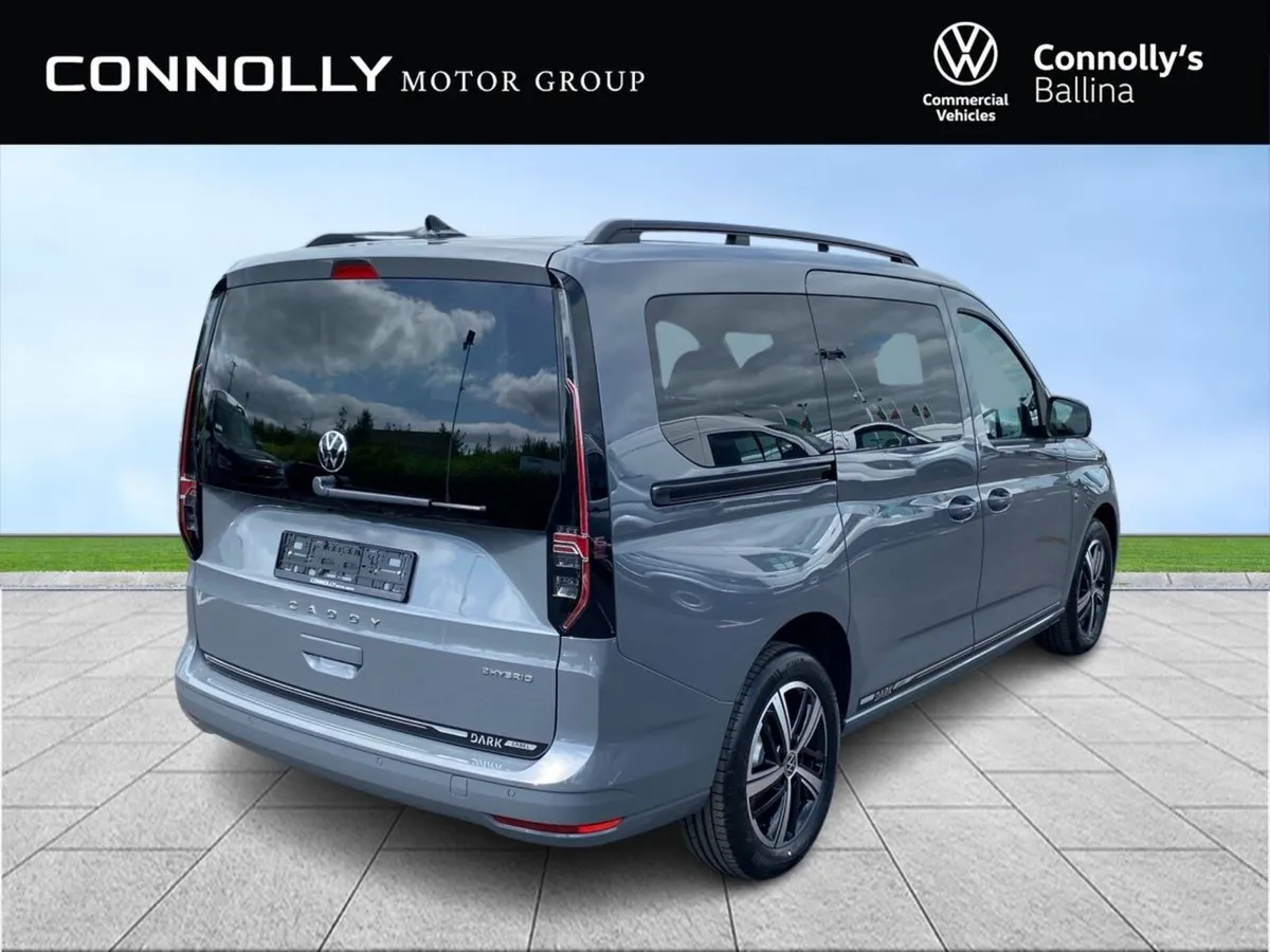 Volkswagen Caddy Maxi Life Dark Label 7 seats PHEV - Image 3