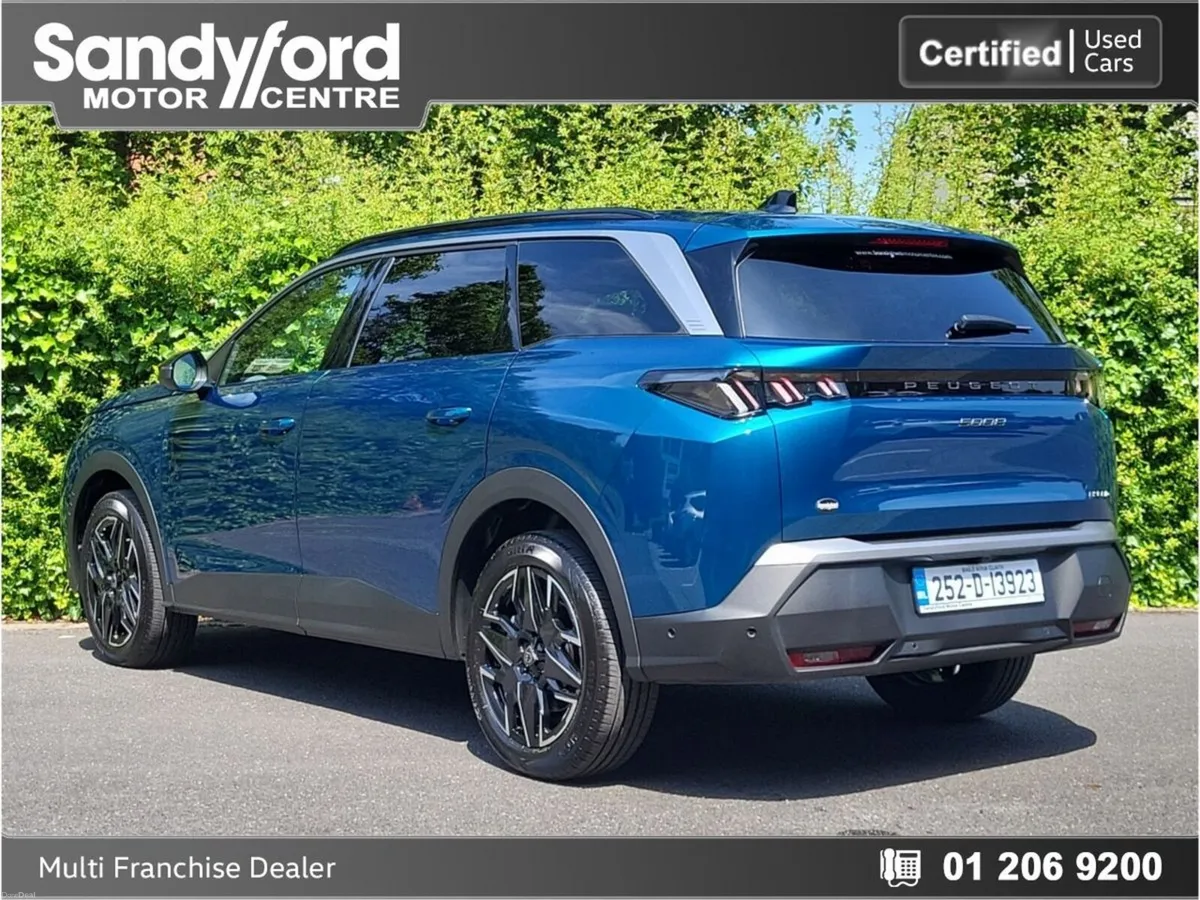 Peugeot 5008 1.2 MHEV 145bhp E-DCS6 Allure - Image 4