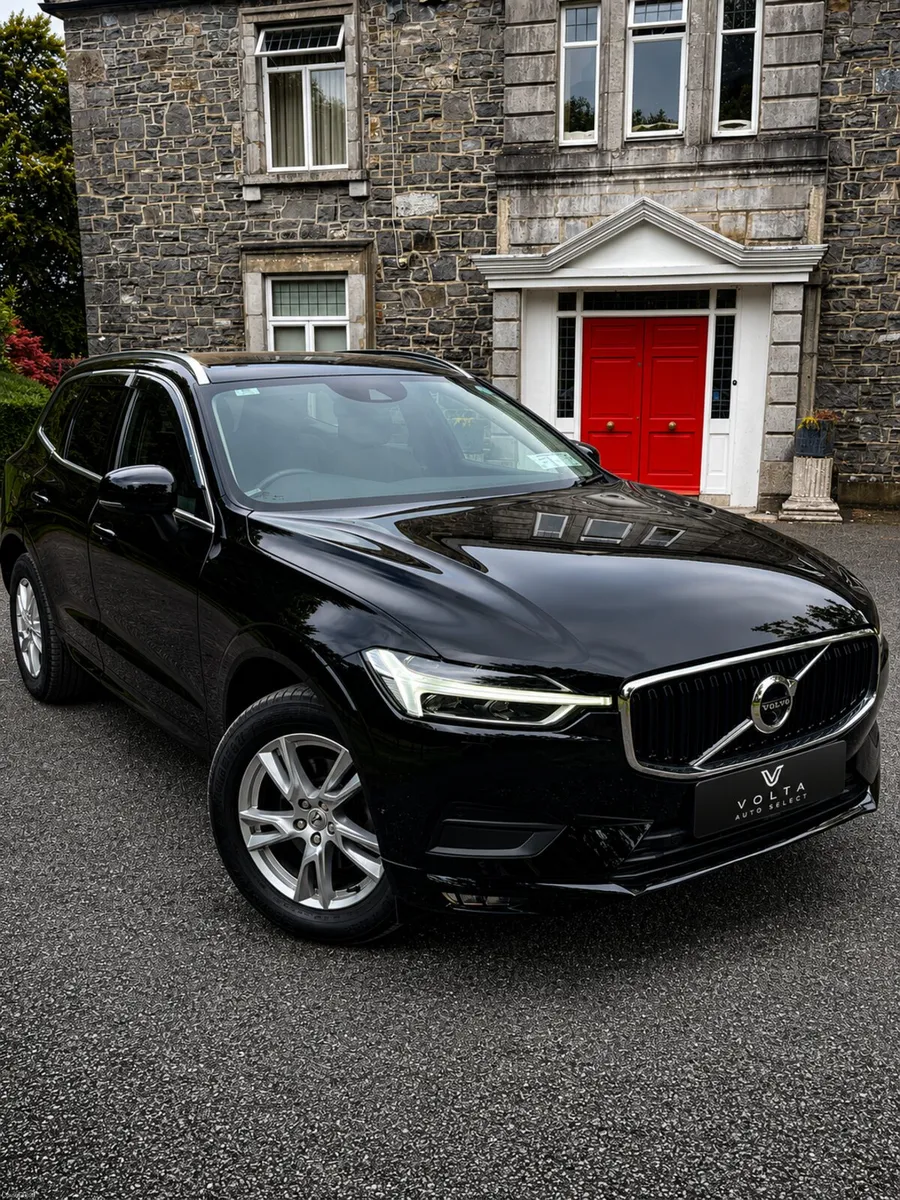 Volvo XC60 AWD Momentum Automatic 191 - Image 1
