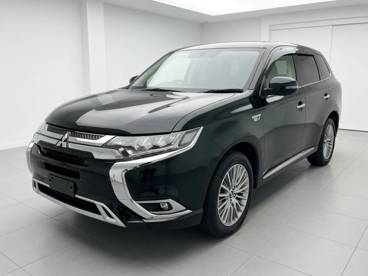 Mitsubishi outlander 2.4 plug in hybrid - Image 2
