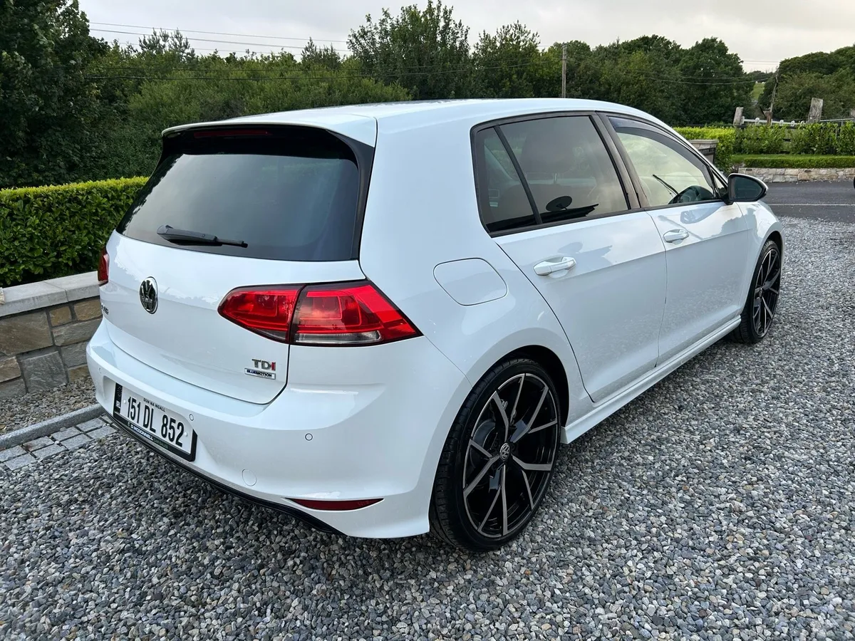 2015 Volkswagen Golf 1.6TDI R LINE - Image 4