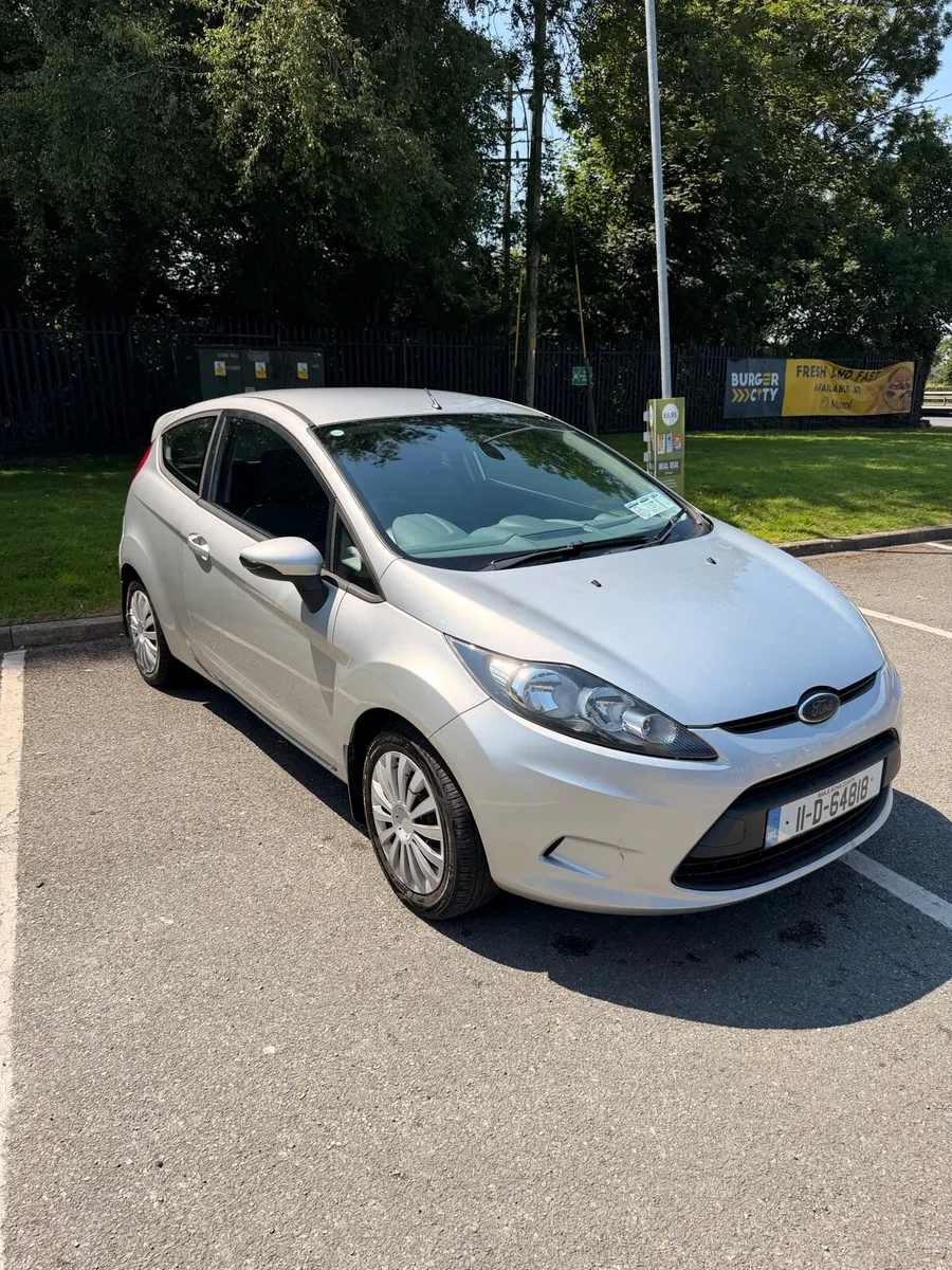 2011 ford fiesta - Image 3