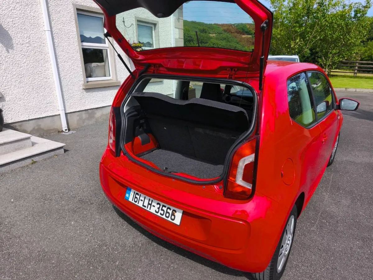 2016 Volkswagen Move Up! NCT until 07/28 - Image 5