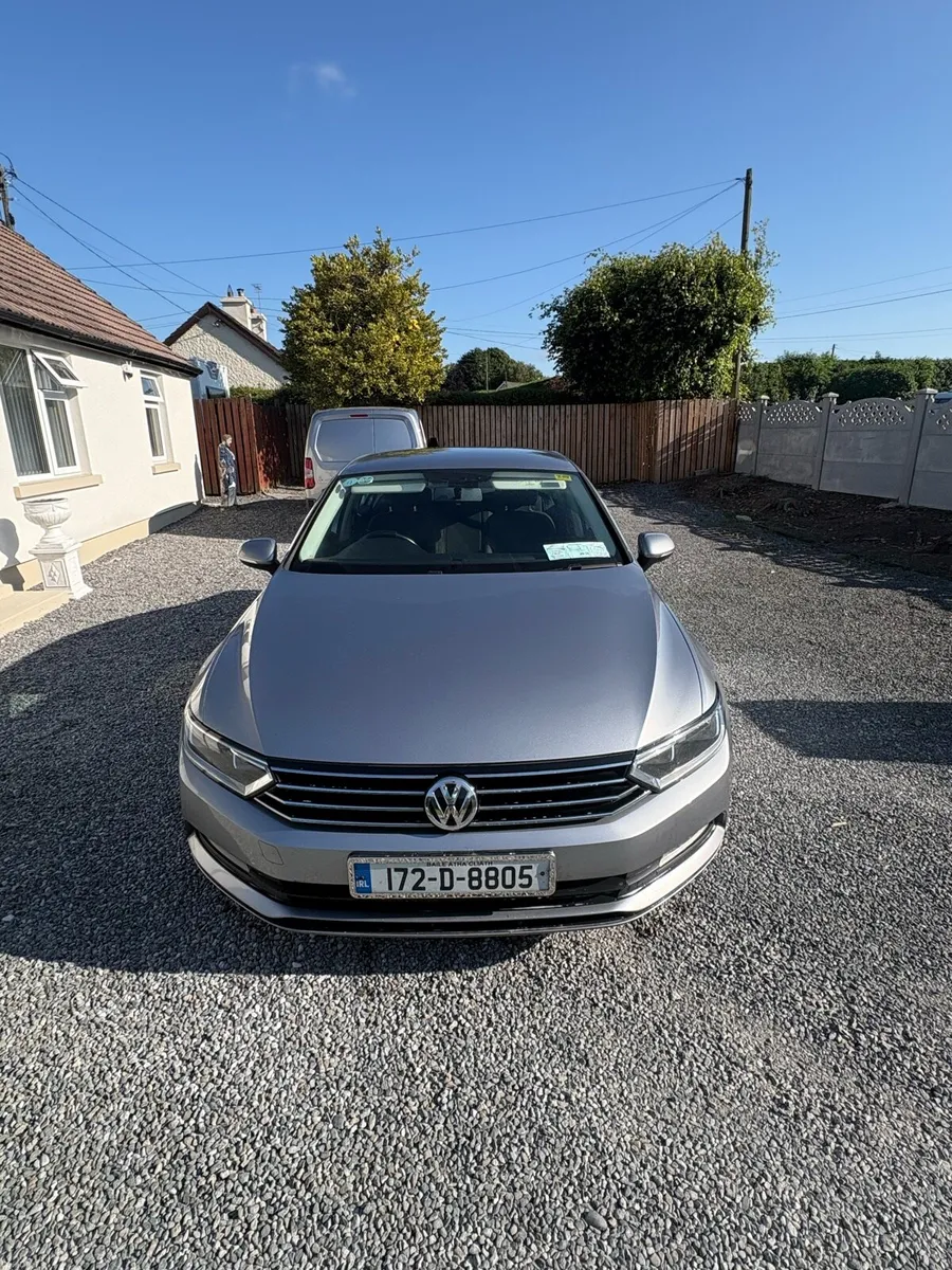 Volkswagen Pass - Image 2