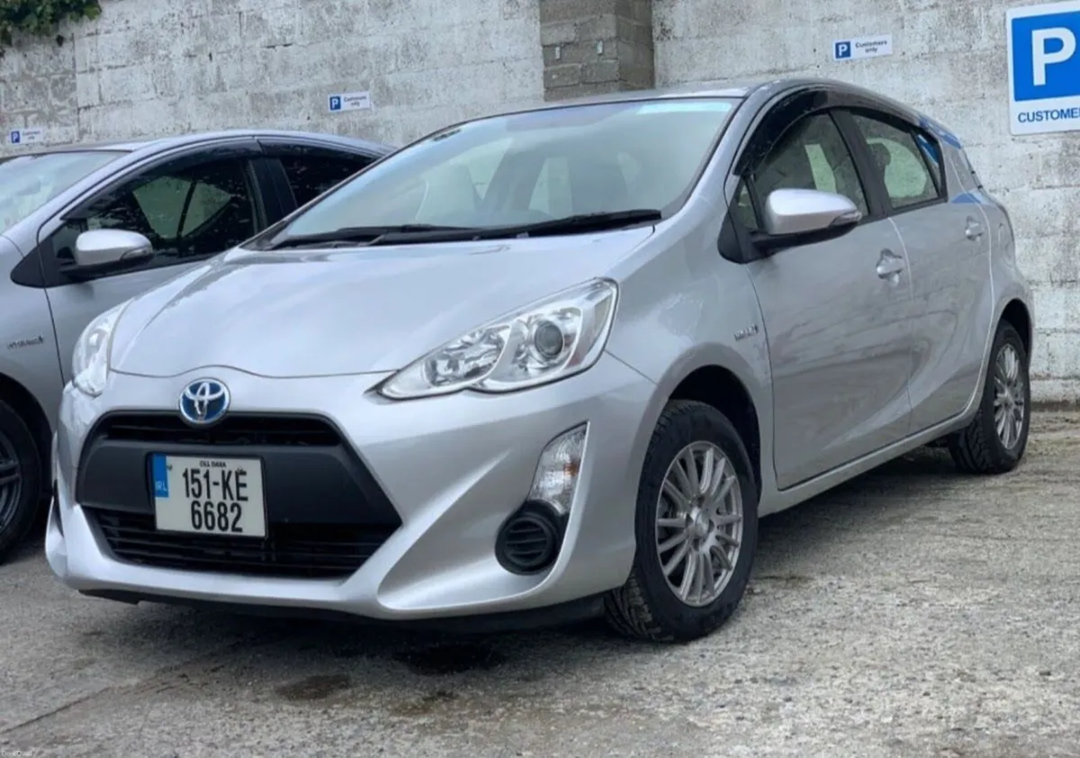 Toyota Aqua 2015 - Image 4