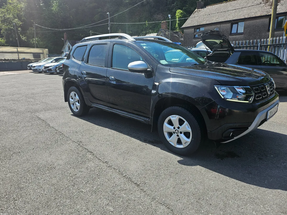 Dacia Duster 2021 Blue dCi 115 Comfort ONLY 62KMS - Image 2