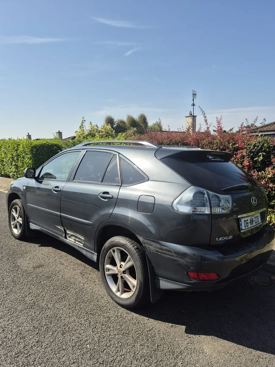 Lexus Rs400 - Image 4