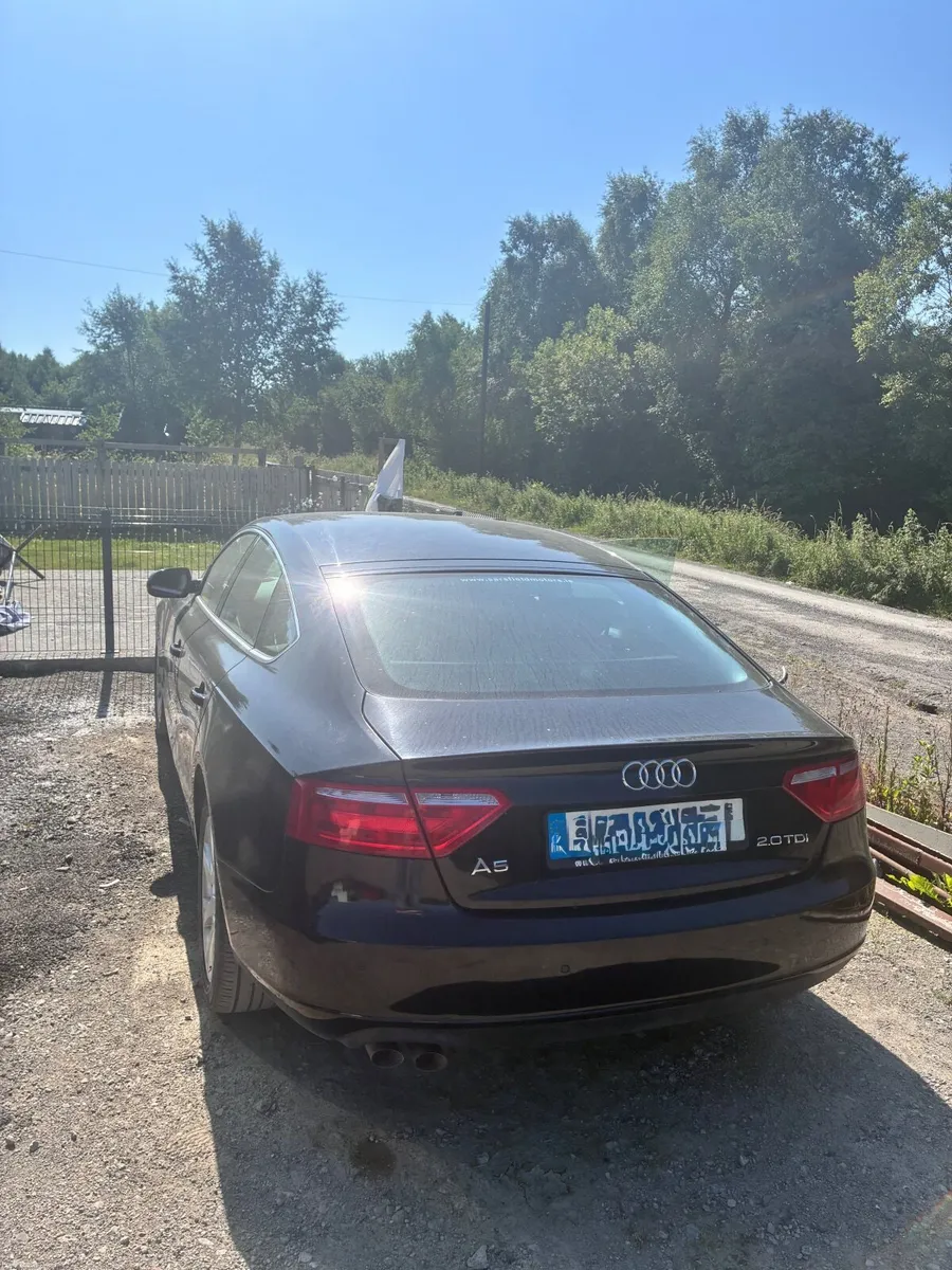 Audi A5 2010 - Image 2