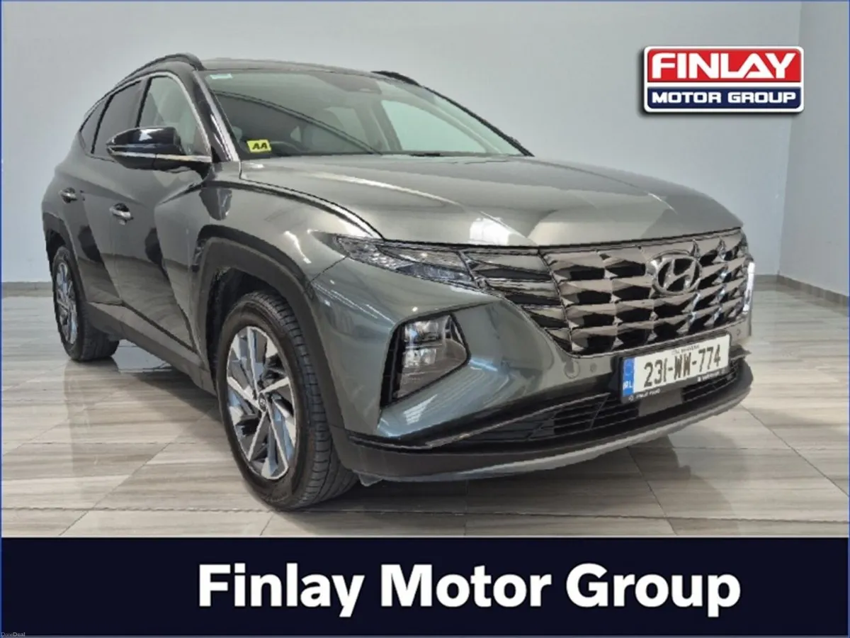 Hyundai Tucson 2WD Executive Plus w 2 Tone Roof - Image 1