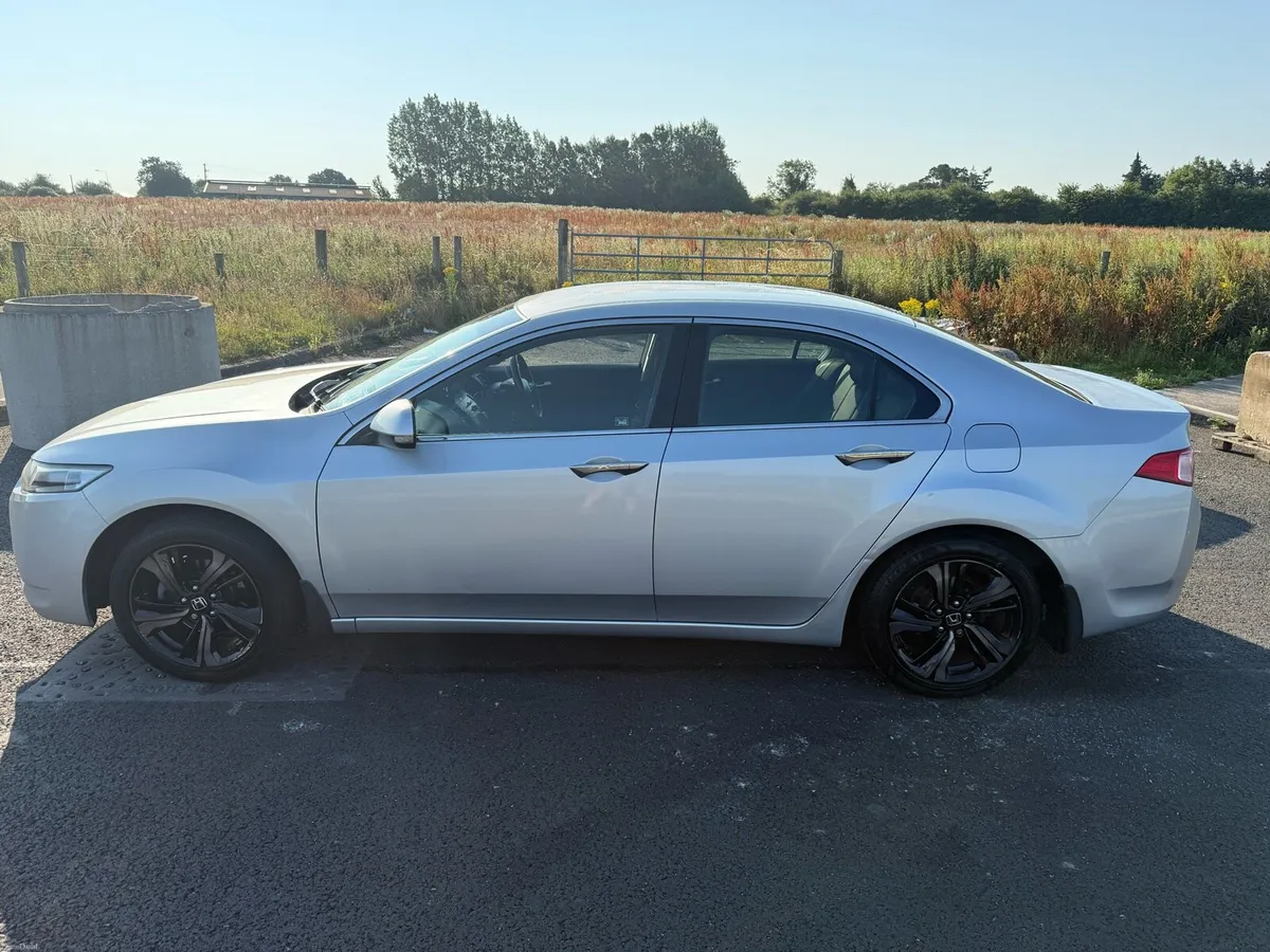 Honda Accord - Image 2