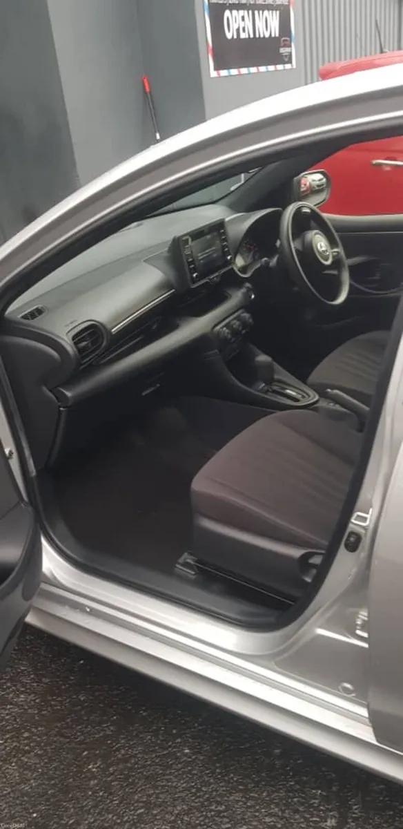 Toyota yaris 2020/2nd half of the yr (Automatic) - Image 3