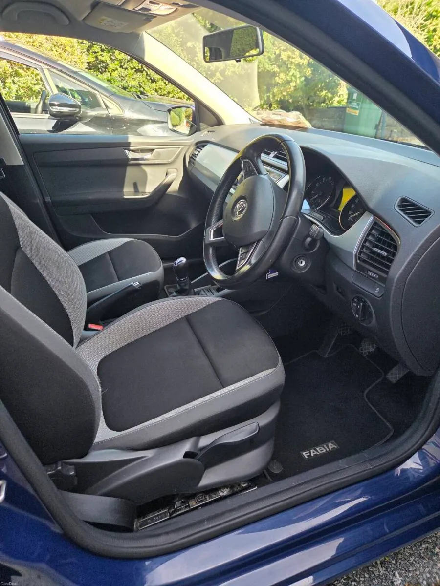 Skoda Fabia Ambition - Image 4
