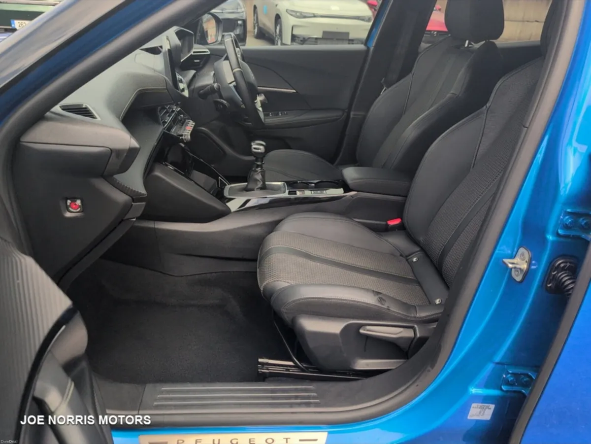 Peugeot 2008 GT1.2 PURETECH 130 4DR - Image 2