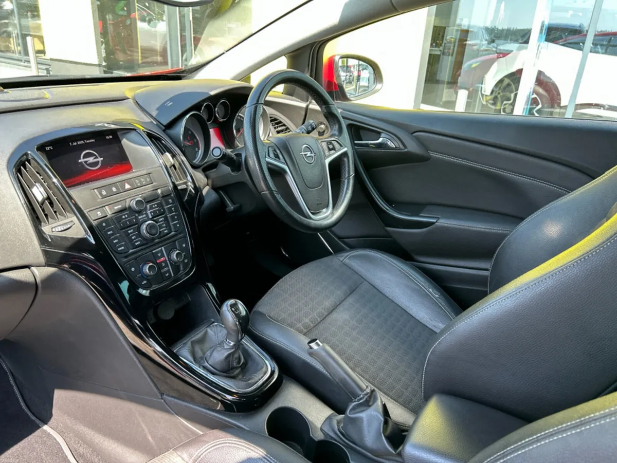 Opel Astra GTC SRI 1.6 CDTI 136PS S/S 3DR - Image 3