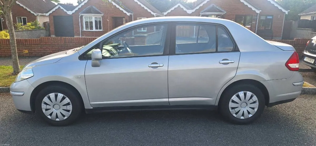 Nissan Tiida - Image 4