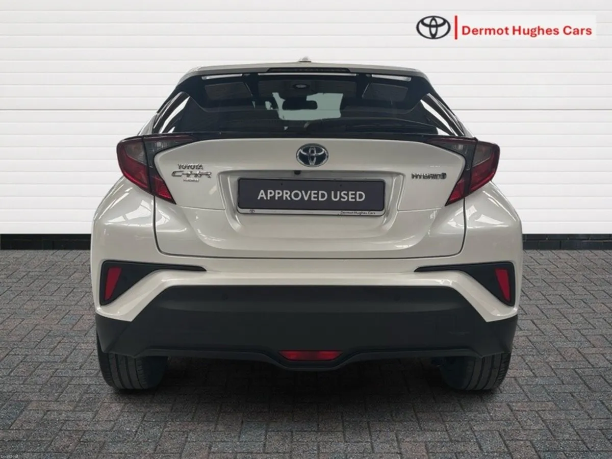 Toyota C-HR HYBRID SPORT AUTO - Image 4