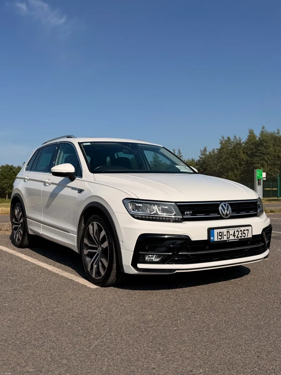 VW TIGUAN 1.5 PETROL *VERY LOW MILEAGE* - Image 1