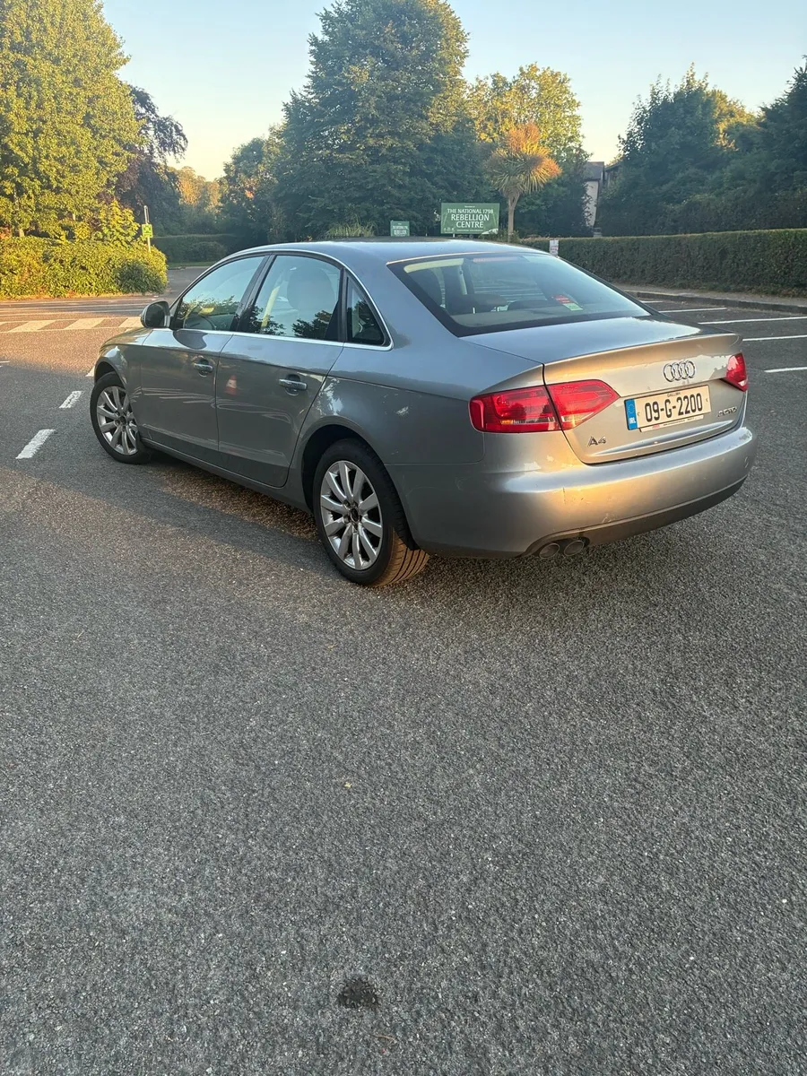 2009 Audi A4 2.0 TDI LE edition - Image 4