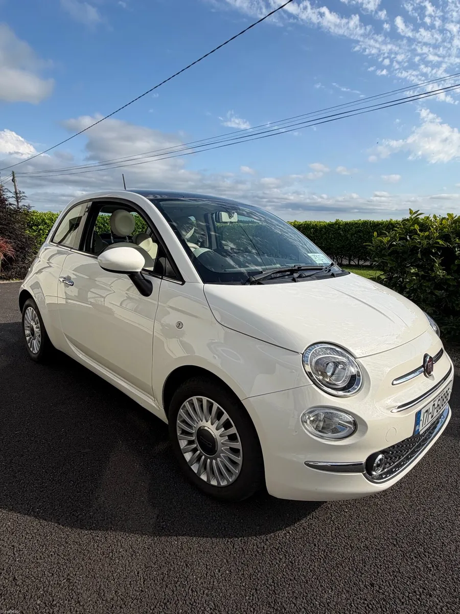 2017 Fiat 500 - low km, new NCT 09/2028, ApplePlay - Image 1