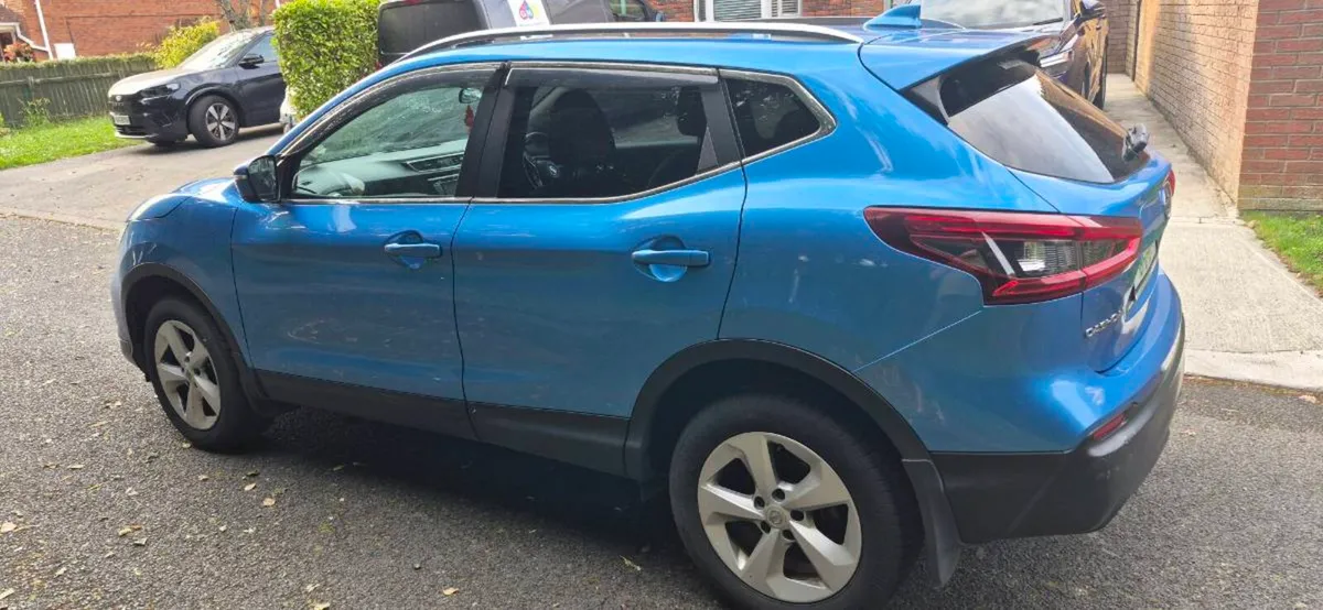 Nissan Qashqai 1.5 Dci Sv Premium - Image 4