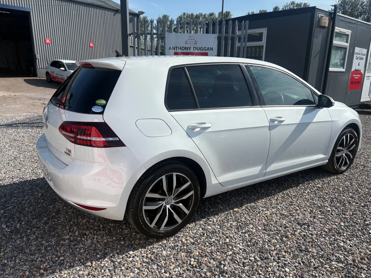 Volkswagen Golf 1.4tsi Automatic Highline - Image 3