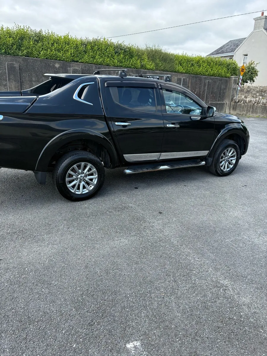 Mitsubishi L200 - Image 1