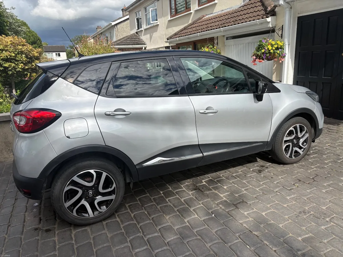 Renault Captur 2017 - Image 2