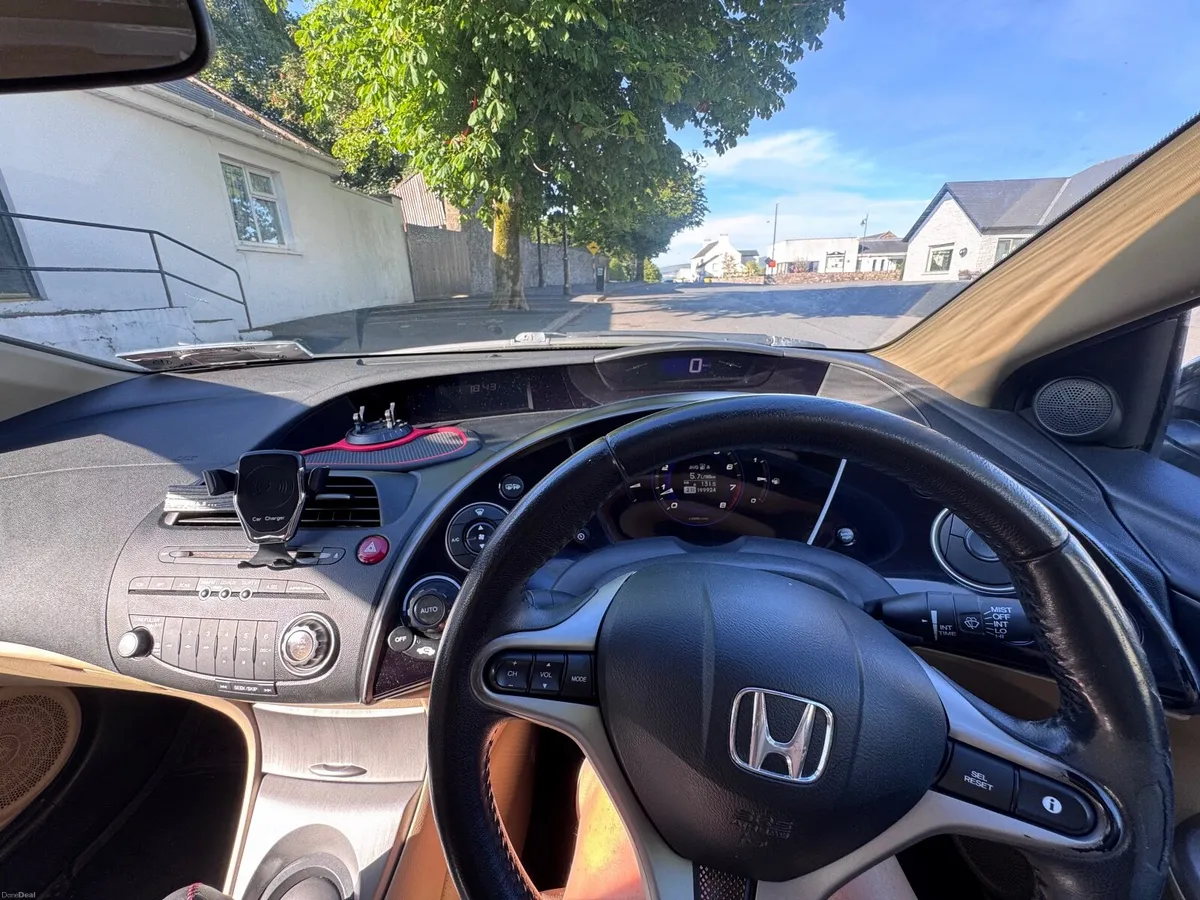 Honda Civic 2007 - Image 4