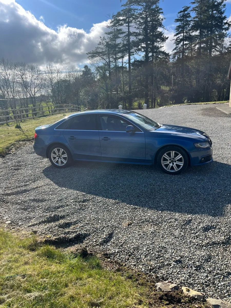 Audi A4 - Image 1