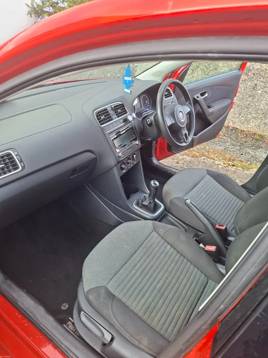 Volkswagen Polo 2011 - Image 3