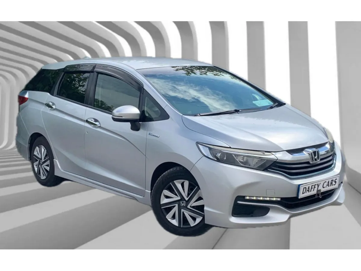 Honda Shuttle DAA-GP7 5DR AUTO - Image 2