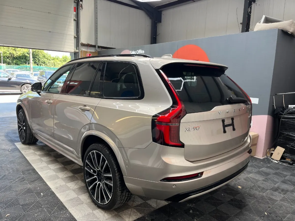 Volvo XC90 2025 VOLVO XC90 ULTRA T8 PLUG-IN 2.0 AU - Image 4