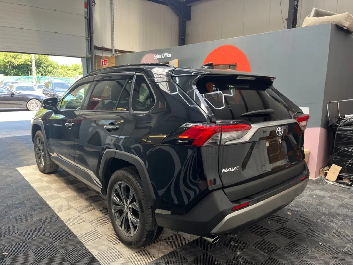 Toyota RAV4 2024 TOYOTA RAV4 HYBRID G 2.5 AUTOMATI - Image 4