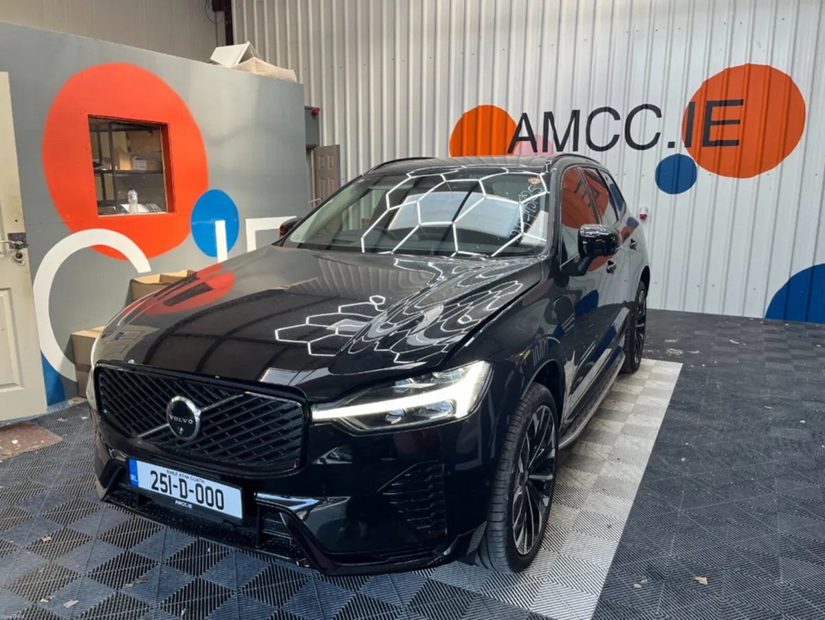 Volvo XC60 2025 VOLVO XC60 ULTRA T6 PLUG-IN 2.0 AU - Image 5