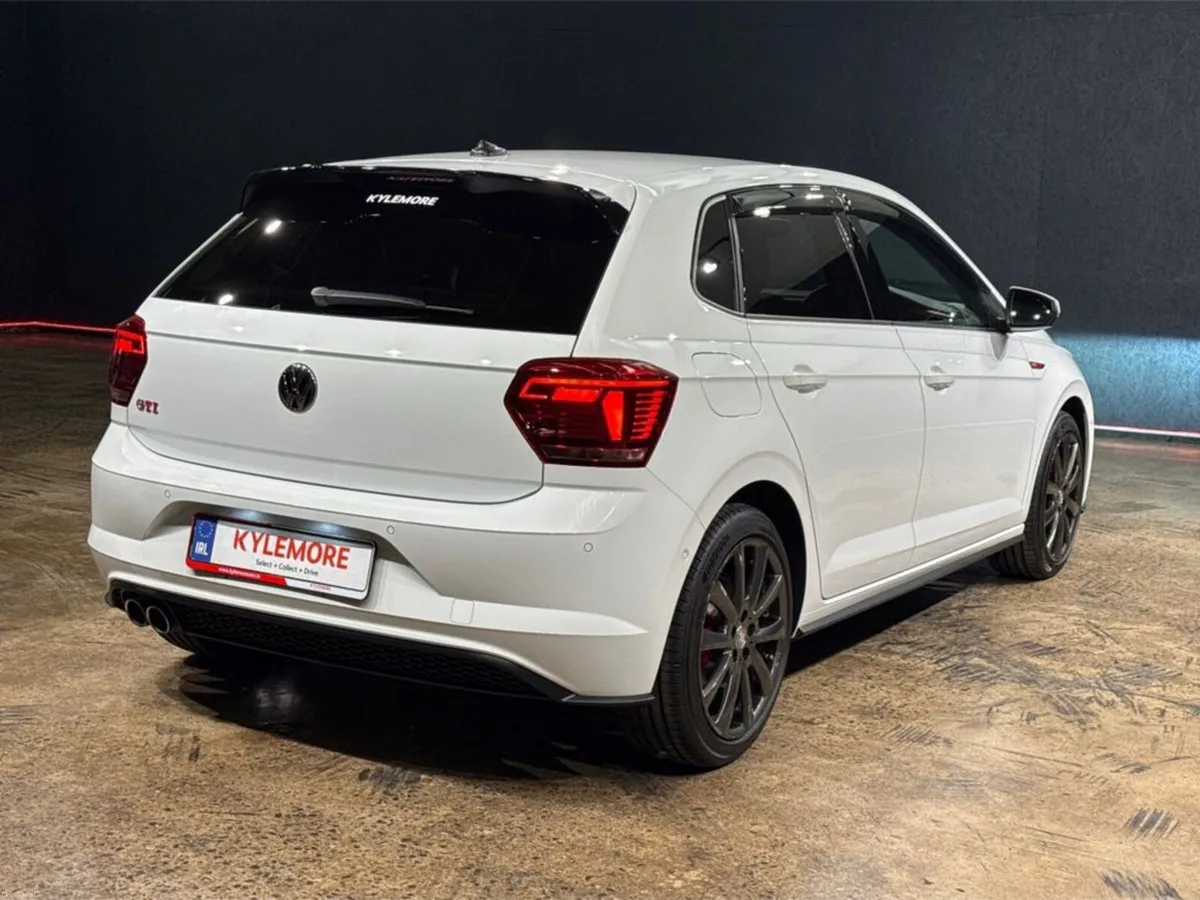 Volkswagen Polo 2.0 AUTOMATIC - ALLOY WHEELS - LED - Image 4