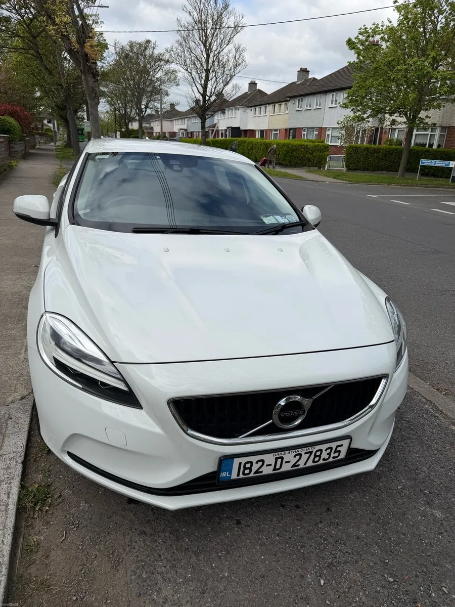 Volvo V40 - Image 5