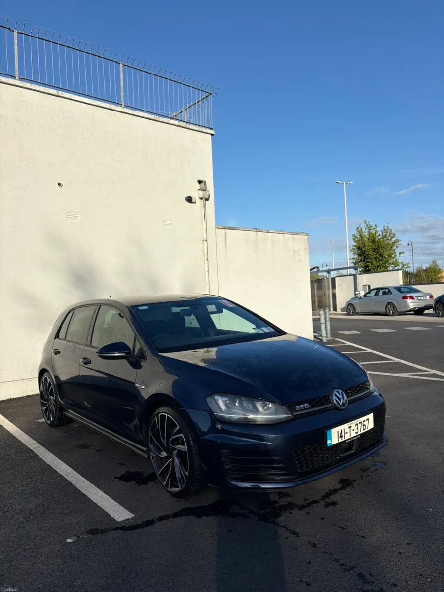 2014 Volkswagen Golf gtd - Image 1