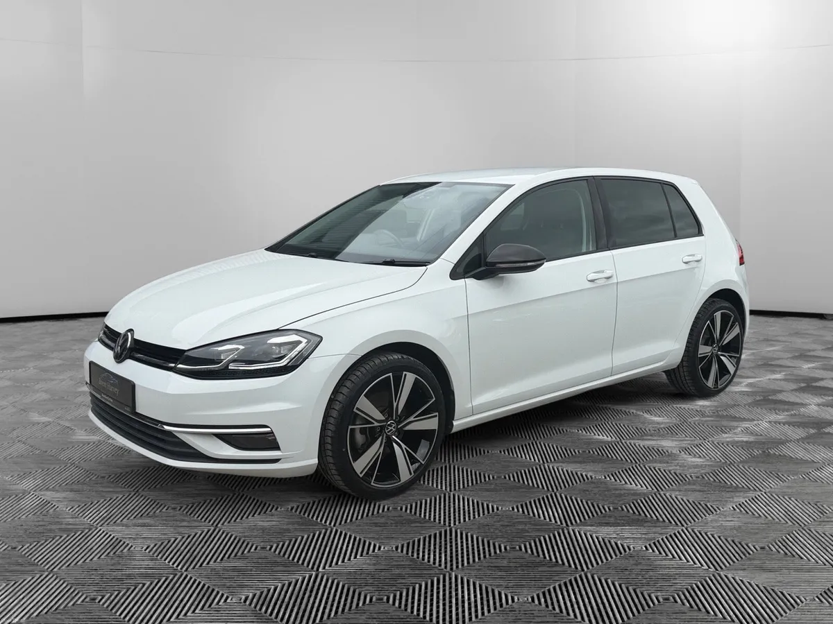 VW Golf 2017 DSG Comfortline - Image 1