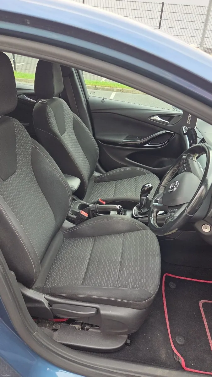 Vauxhall Astra 2016 - Image 5