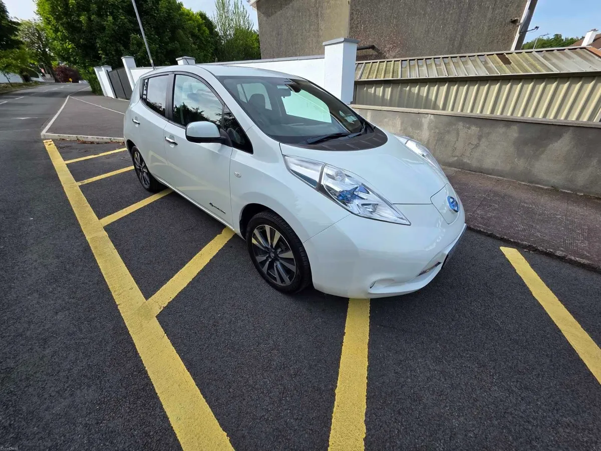 Nissan Leaf 2015 \ Low Mileage \ New NCT \ 2027 - Image 5