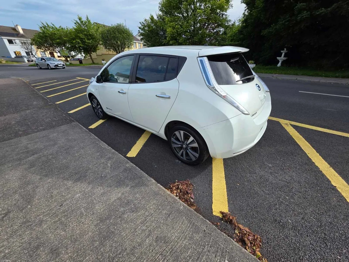 Nissan Leaf 2015 \ Low Mileage \ New NCT - Image 3