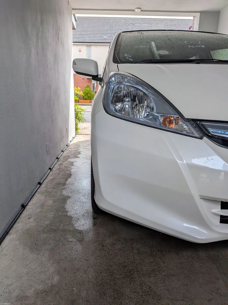 2013 Honda Fit Low Mileage Auto, Hybrid 36k miles - Image 2
